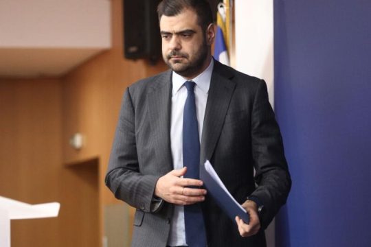 Μαρινάκης: Σήμερα θα ανακοινωθούν αρκετά και ενδιαφέροντα μέτρα, μόνιμα και έκτακτα